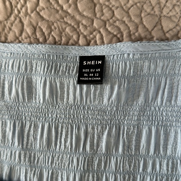 SHEIN Blouse - Picture 2 of 3